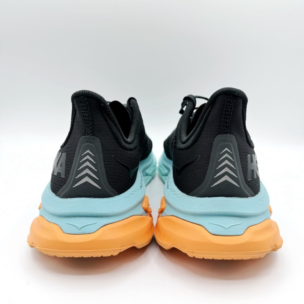 Hoka One One Clifton Edge - Picture 5 of 8